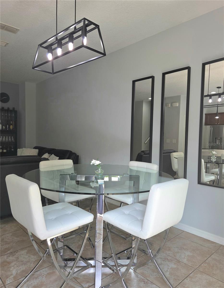 SAVANNAH LNDGS - Residential