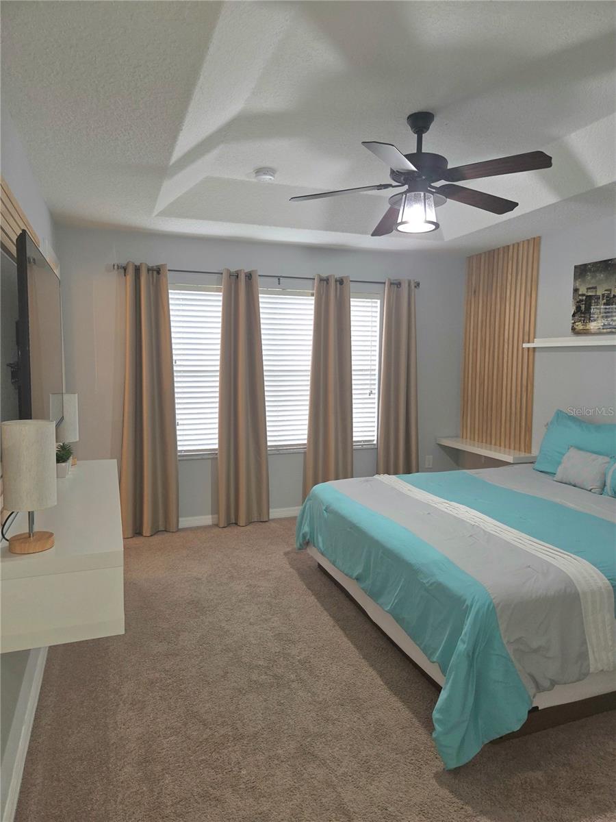 SAVANNAH LNDGS - Residential