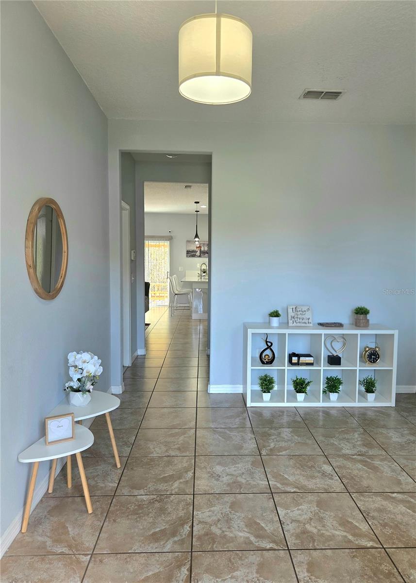 SAVANNAH LNDGS - Residential