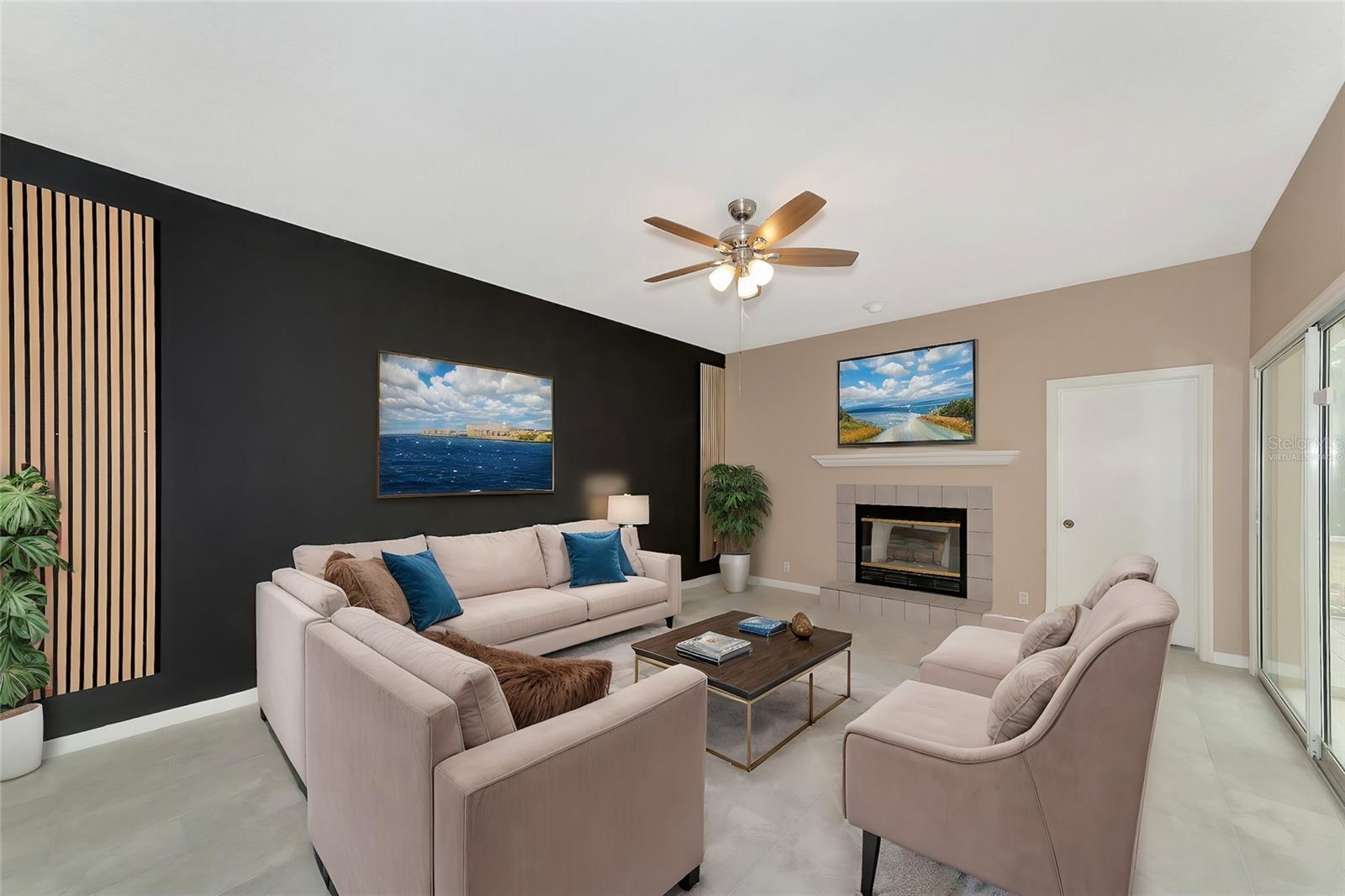 CEDAR CREEK - Residential