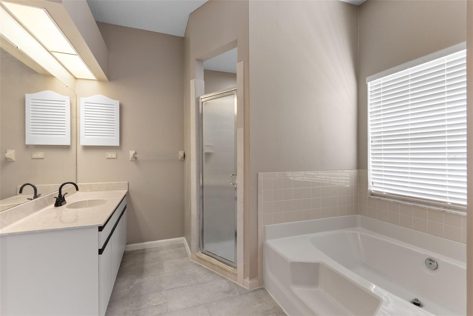 CEDAR CREEK - Residential