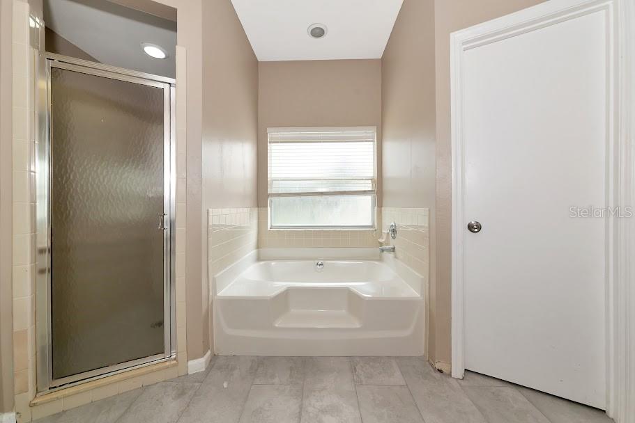 CEDAR CREEK - Residential