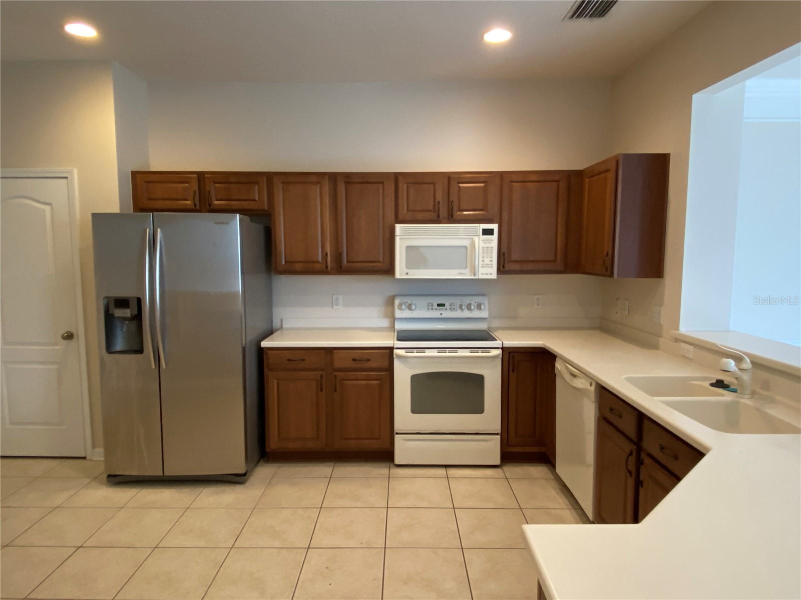 VALHALLA PH 3-4 - Residential Lease