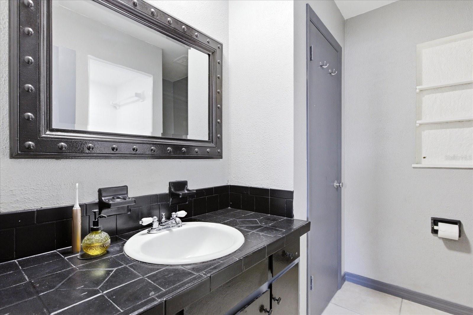 ROBERTA PLACE - Residential