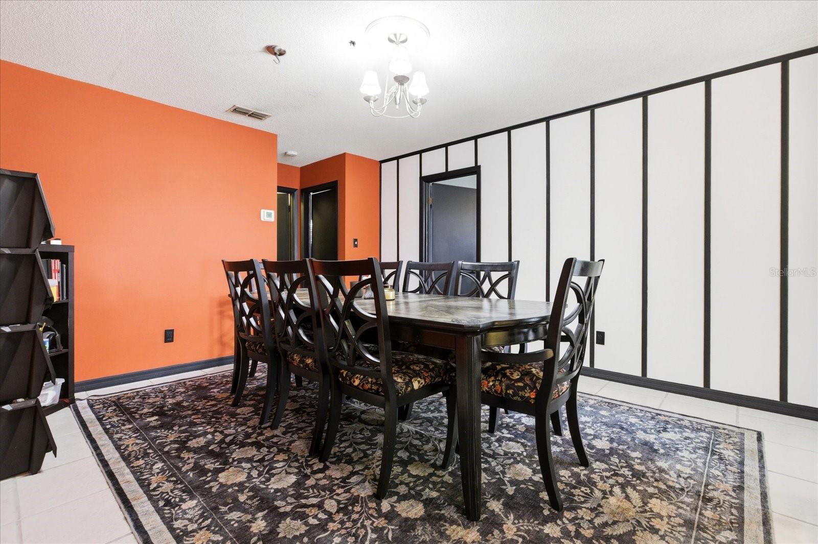 ROBERTA PLACE - Residential