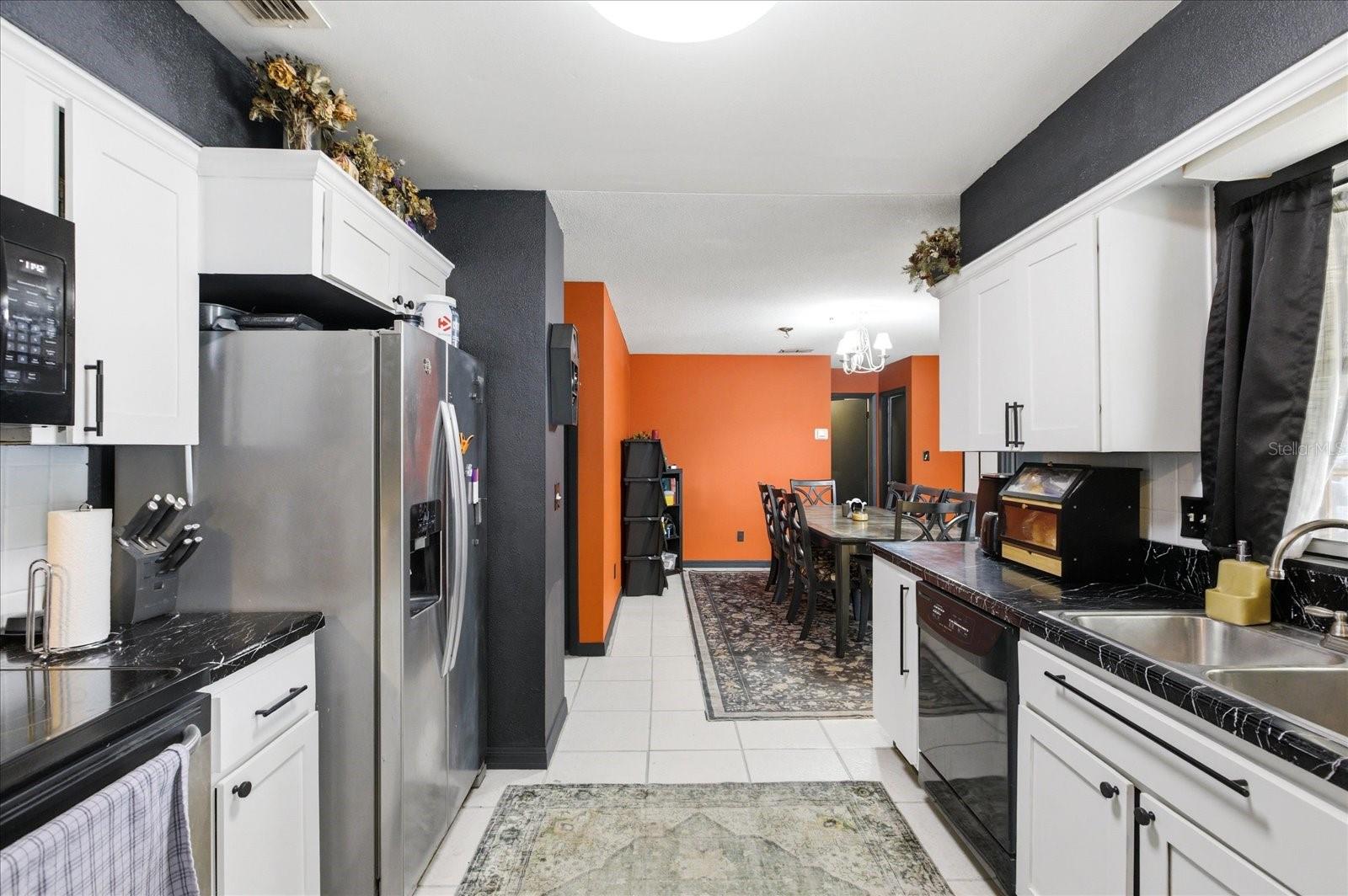 ROBERTA PLACE - Residential