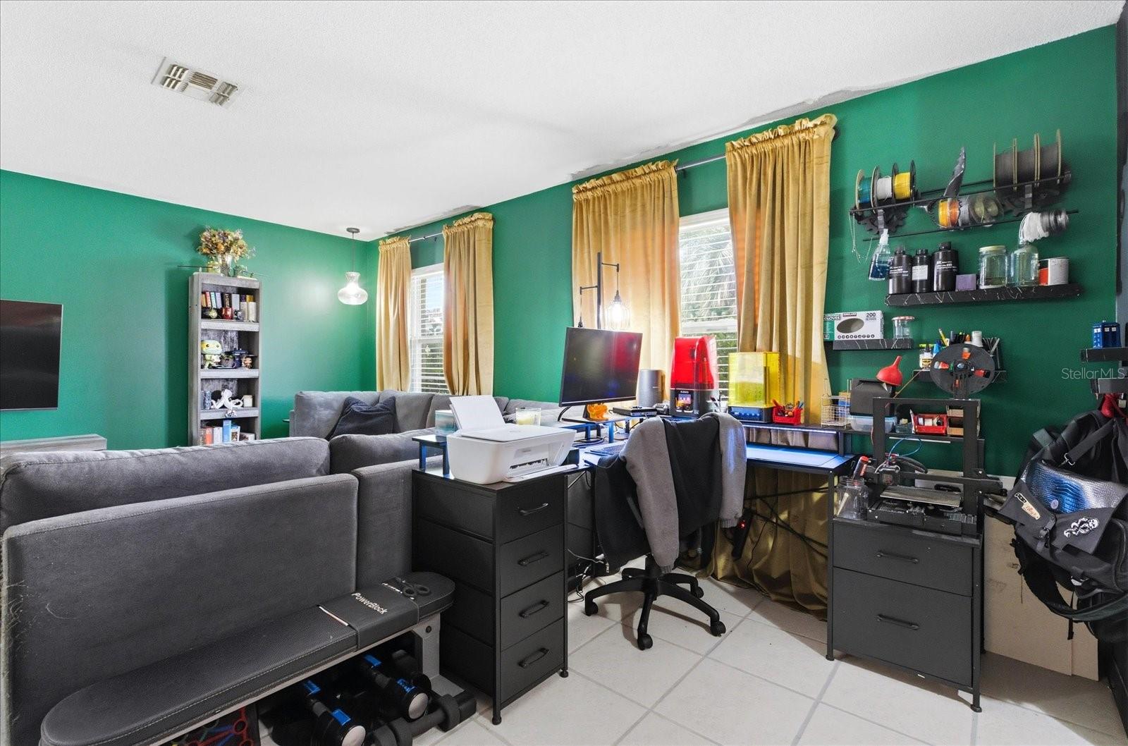 ROBERTA PLACE - Residential