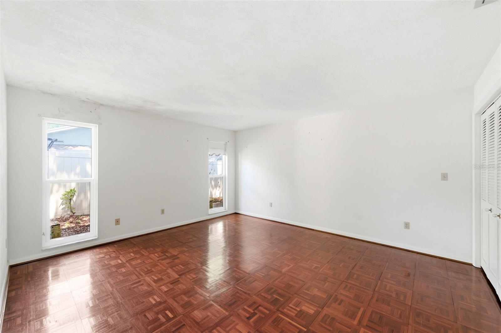 MONTICELLO PARK - Residential