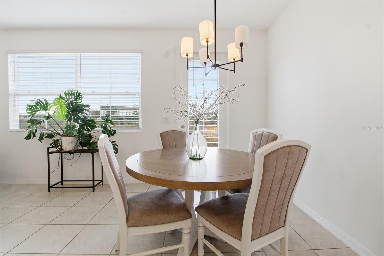 FESTIVAL PH 5 - Residential