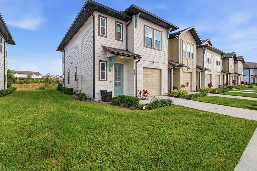 Photo of 631 Longboat Drive, Davenport, FL 33896 (MLS # L4957558)