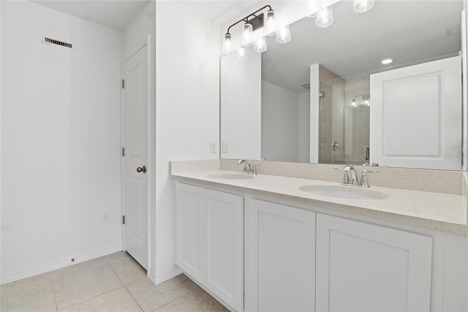 FESTIVAL PH 5 - Residential