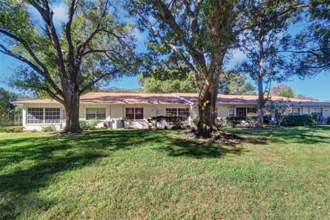 A home in PALM HARBOR