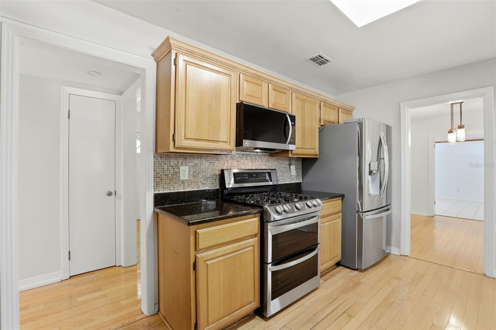 MAYFAIR - Residential