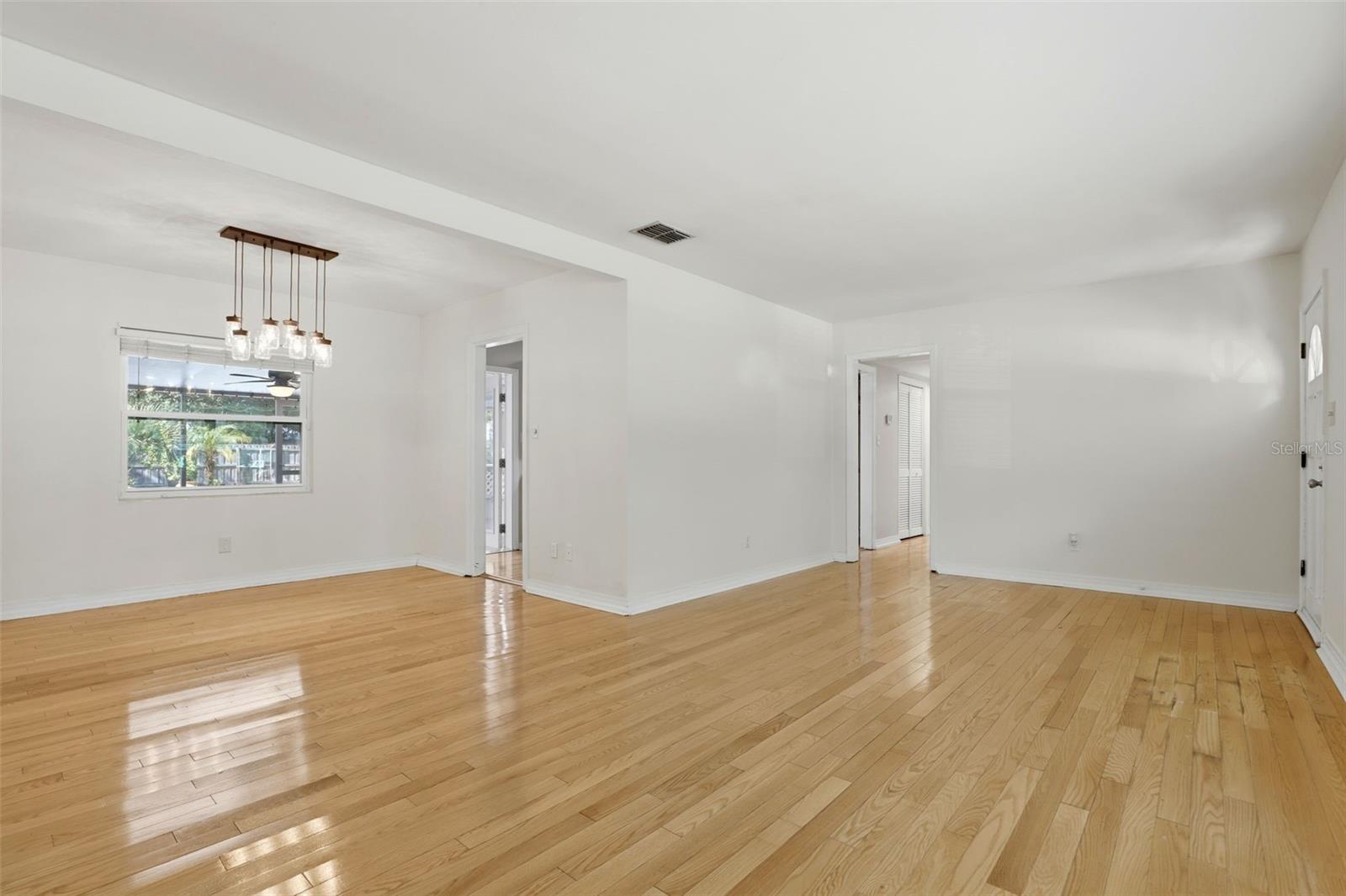 MAYFAIR - Residential