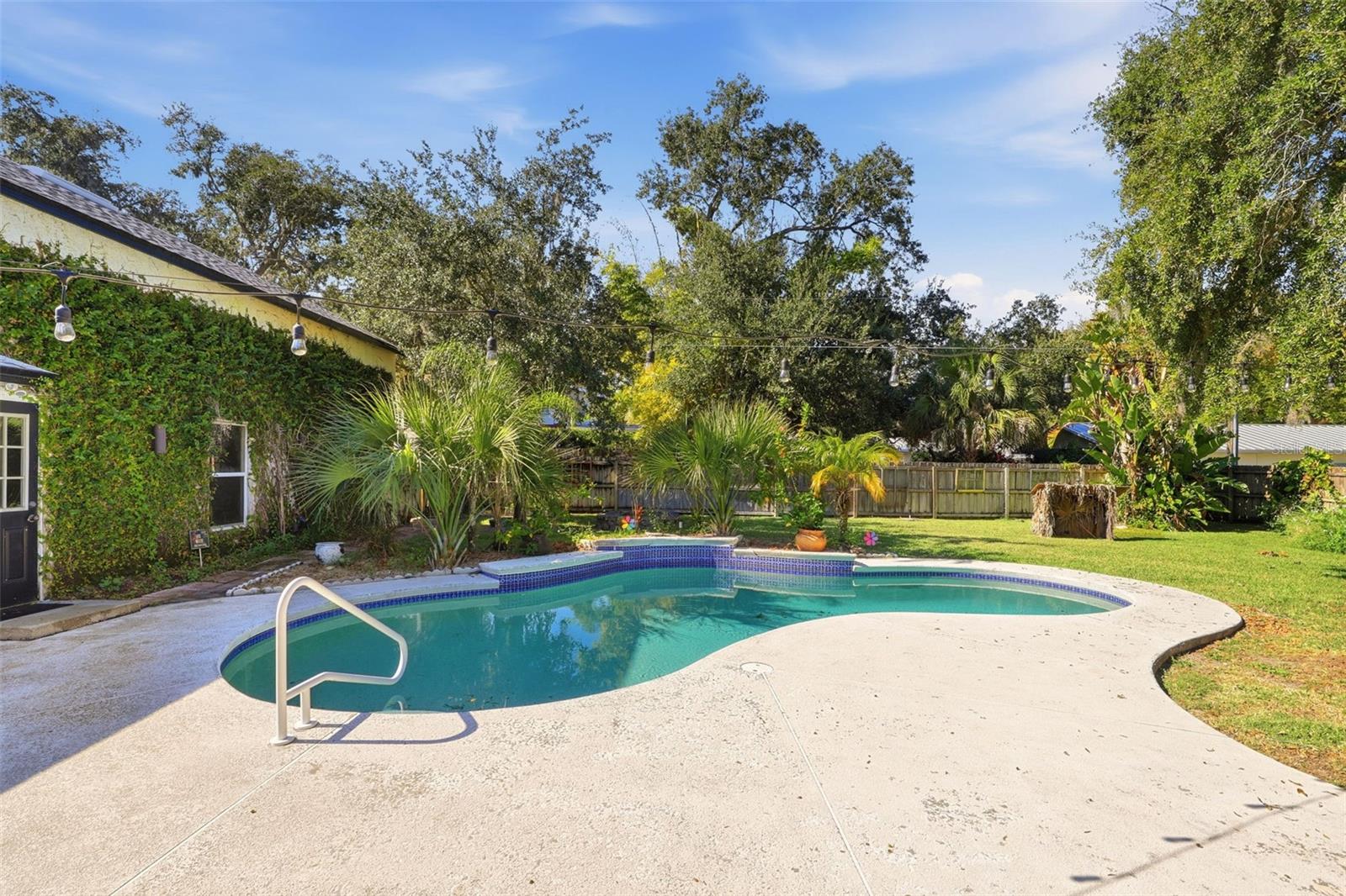 MAYFAIR - Residential