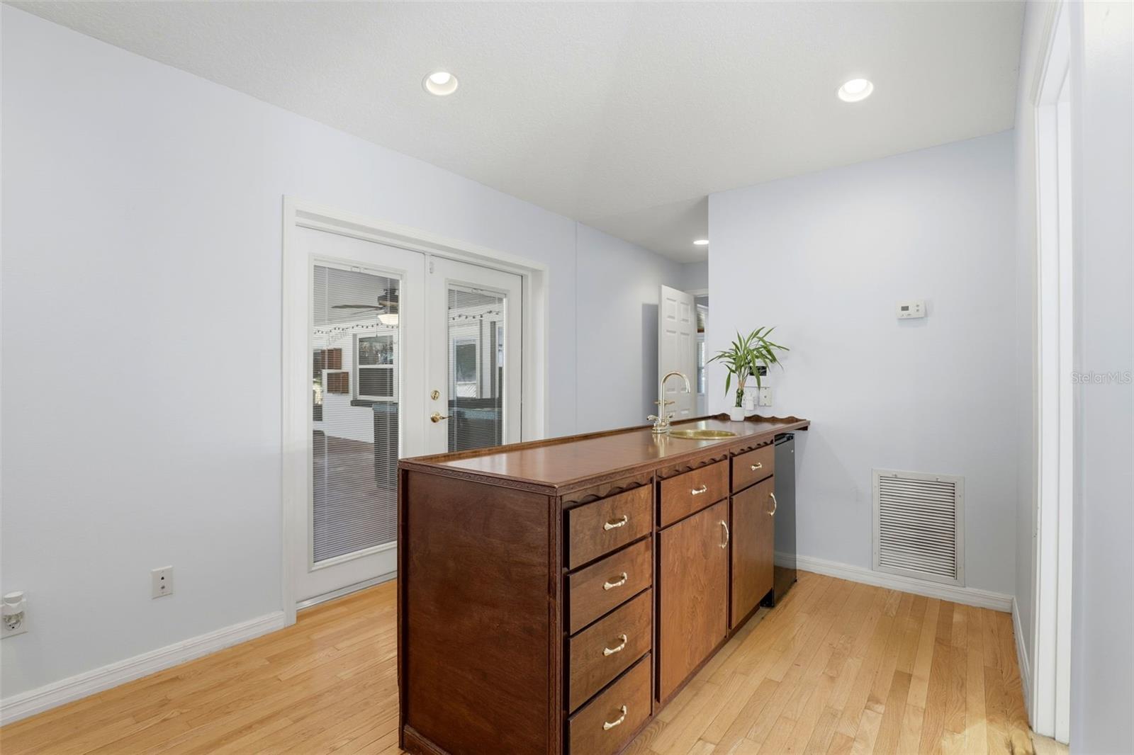 MAYFAIR - Residential