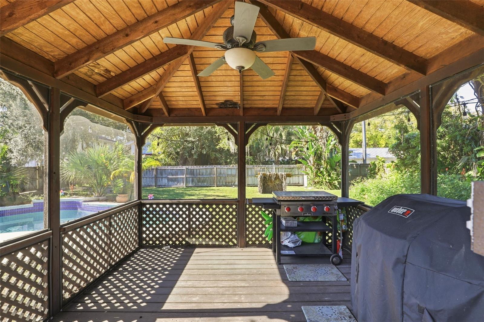 MAYFAIR - Residential