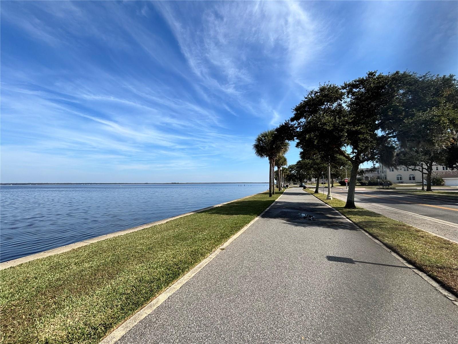 MAYFAIR - Residential