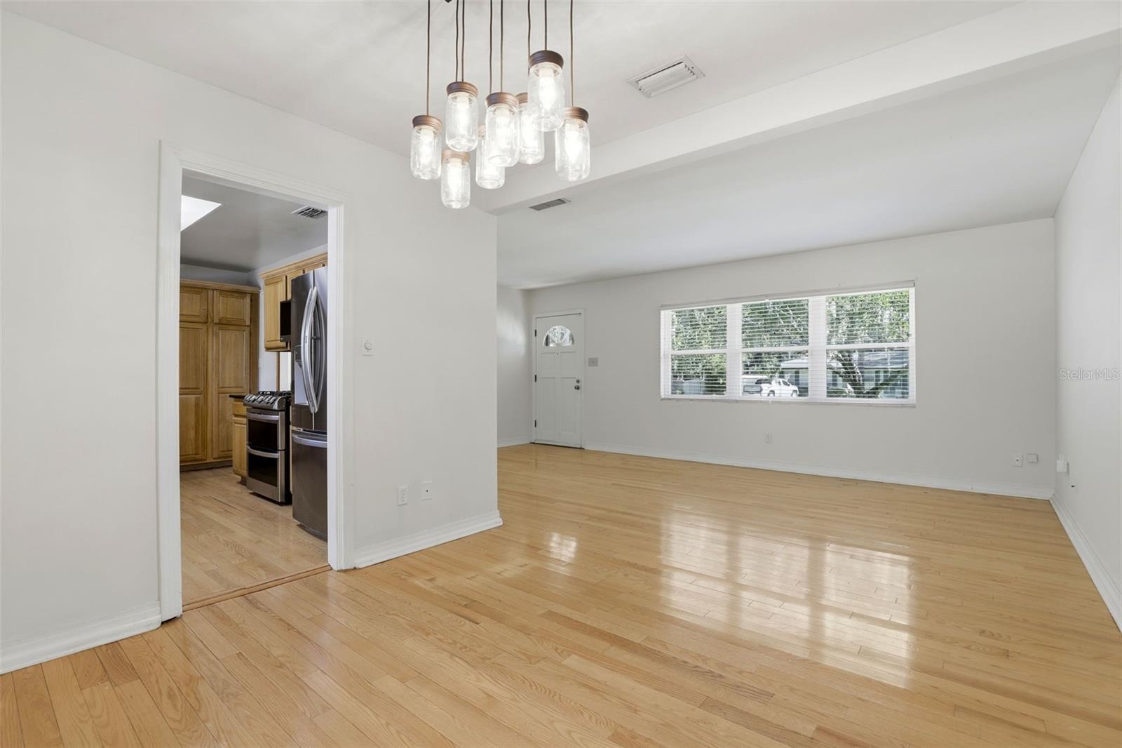 MAYFAIR - Residential