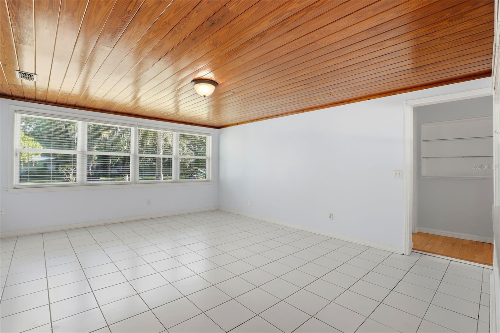 MAYFAIR - Residential