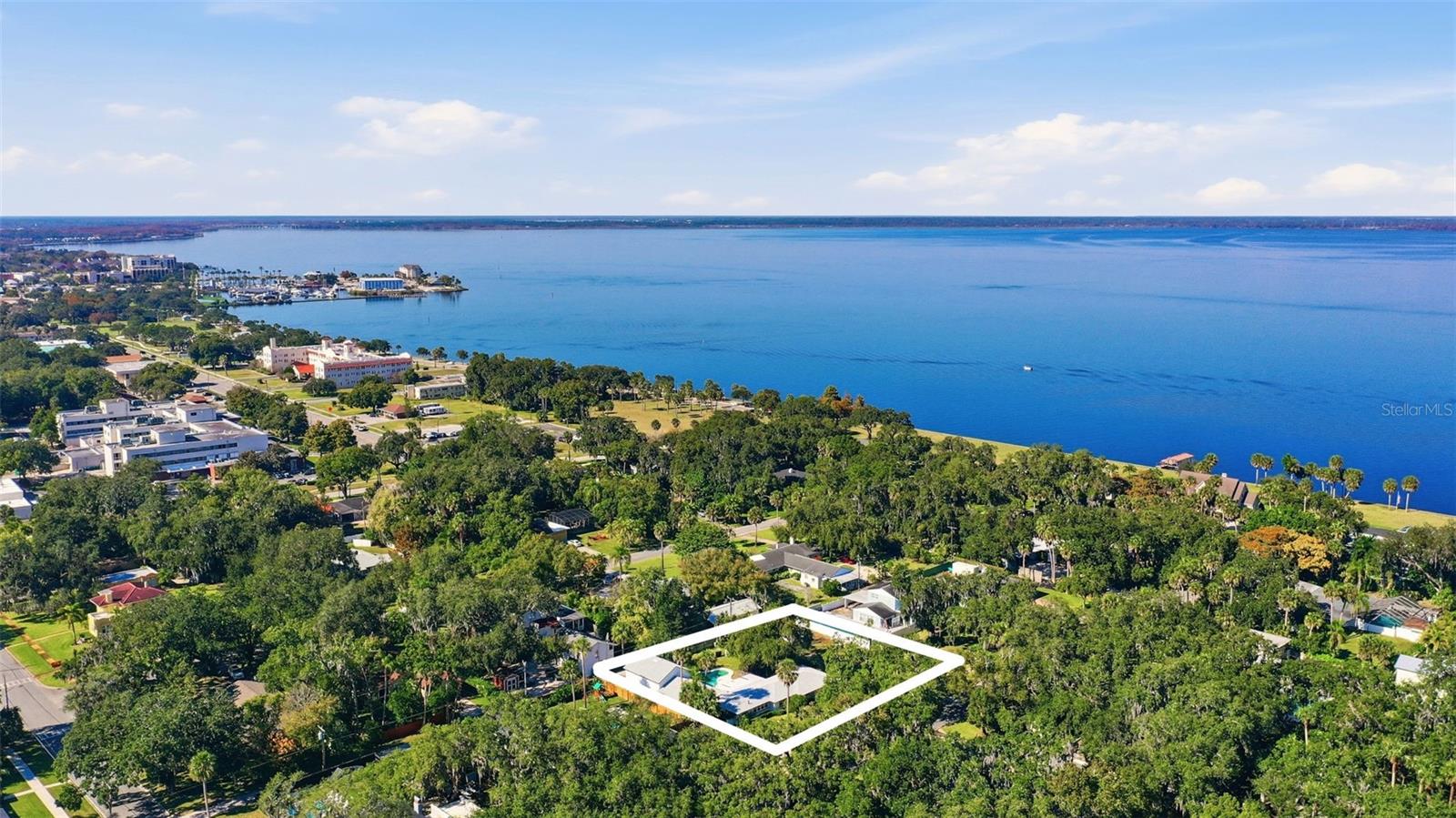 MAYFAIR - Residential