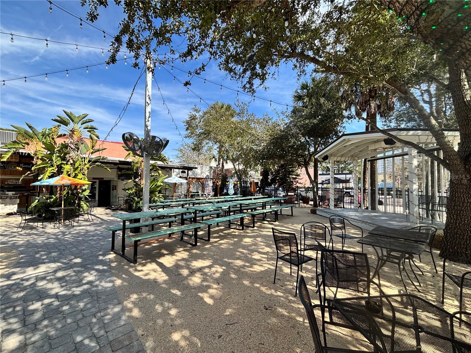 MAYFAIR - Residential