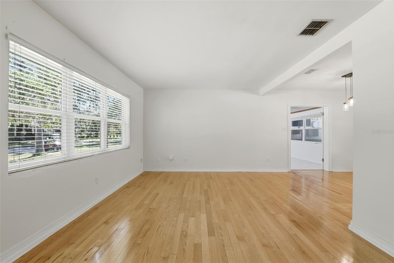 MAYFAIR - Residential