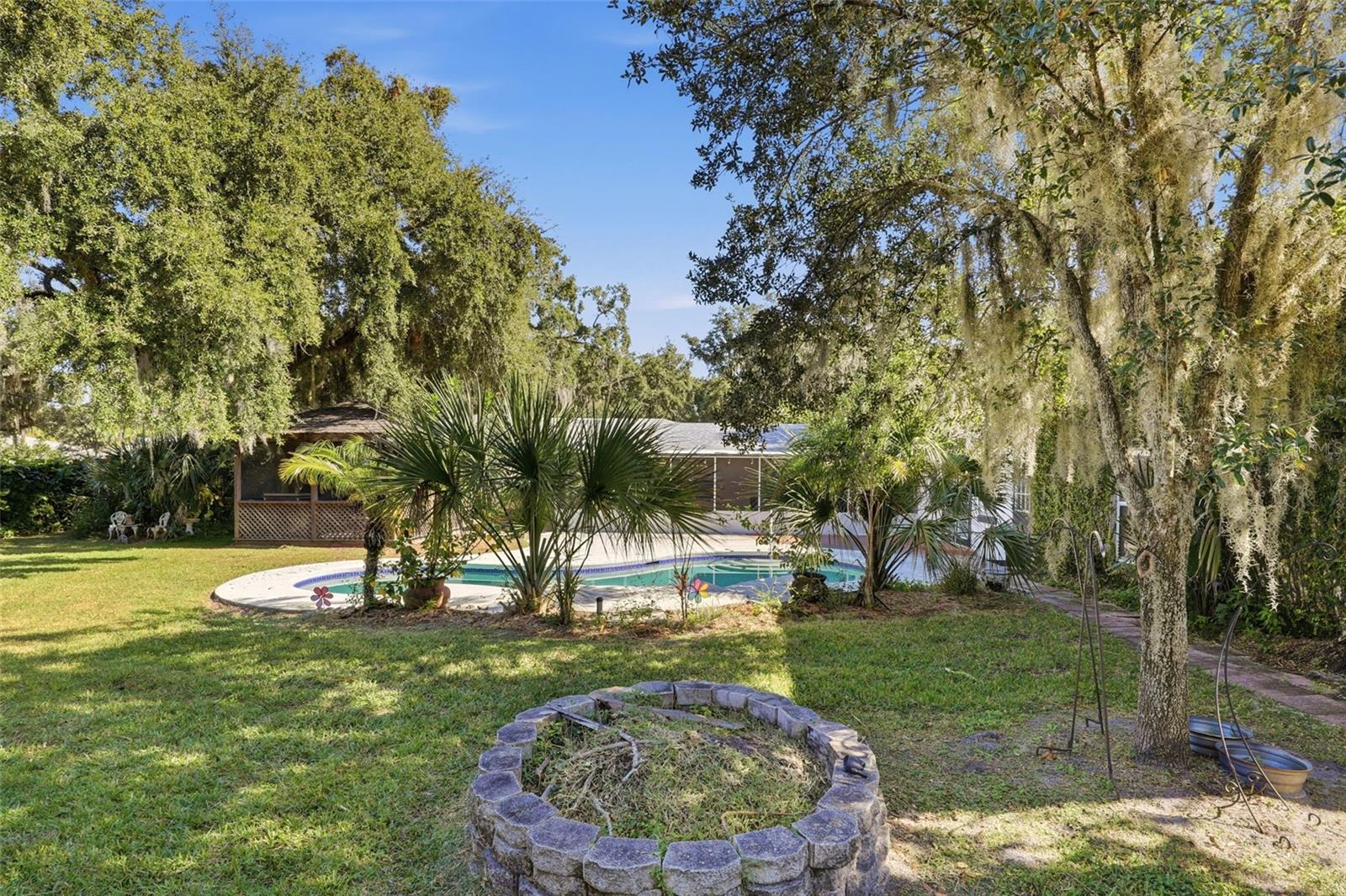 MAYFAIR - Residential