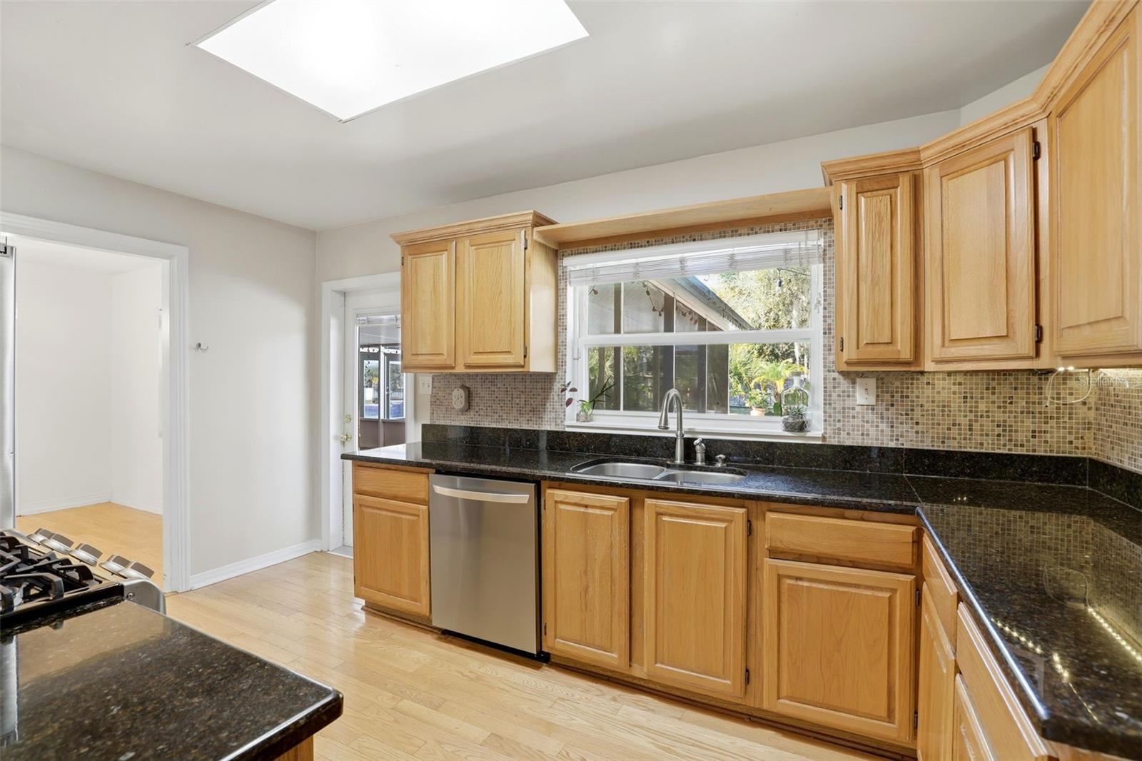 MAYFAIR - Residential