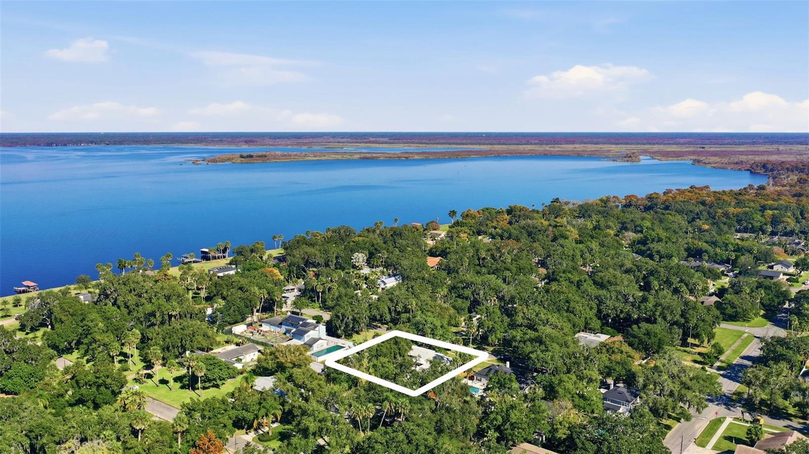 MAYFAIR - Residential