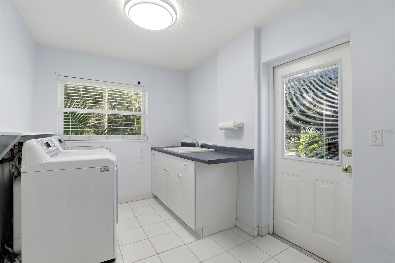 MAYFAIR - Residential