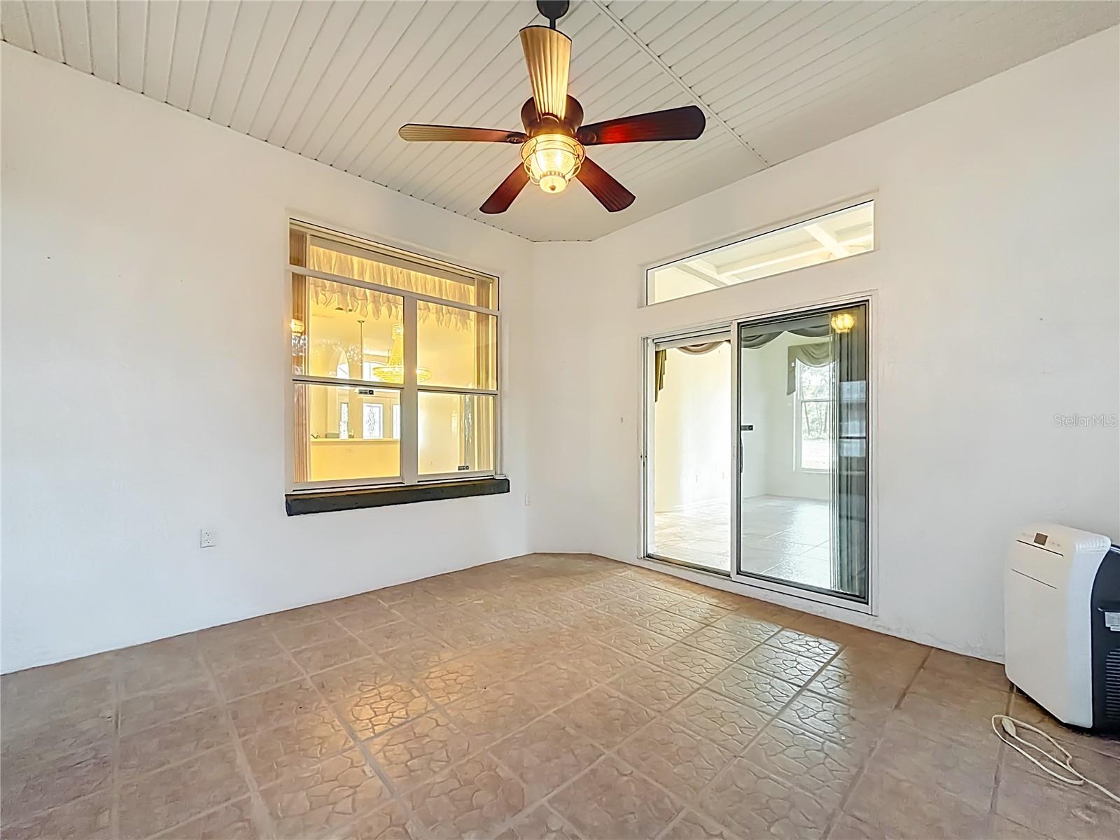 OAK RUN FAIRWAY OAKS - Residential