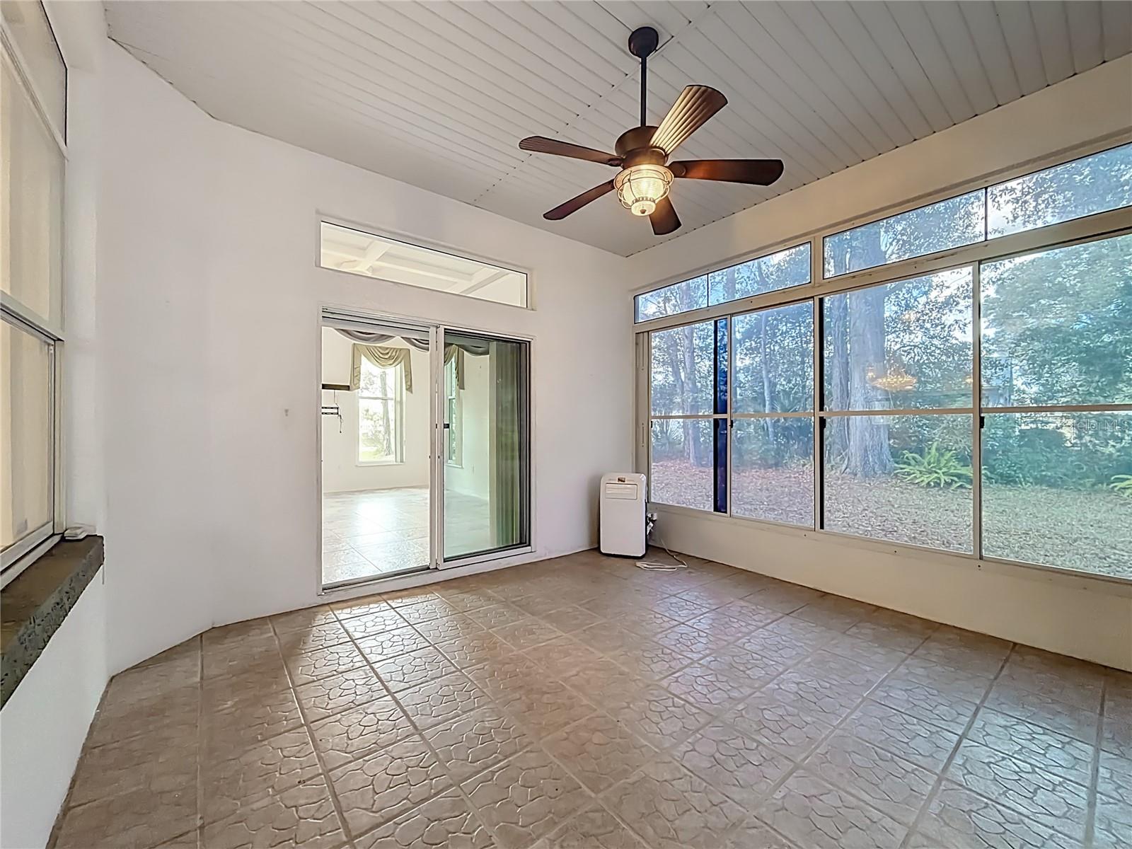 OAK RUN FAIRWAY OAKS - Residential