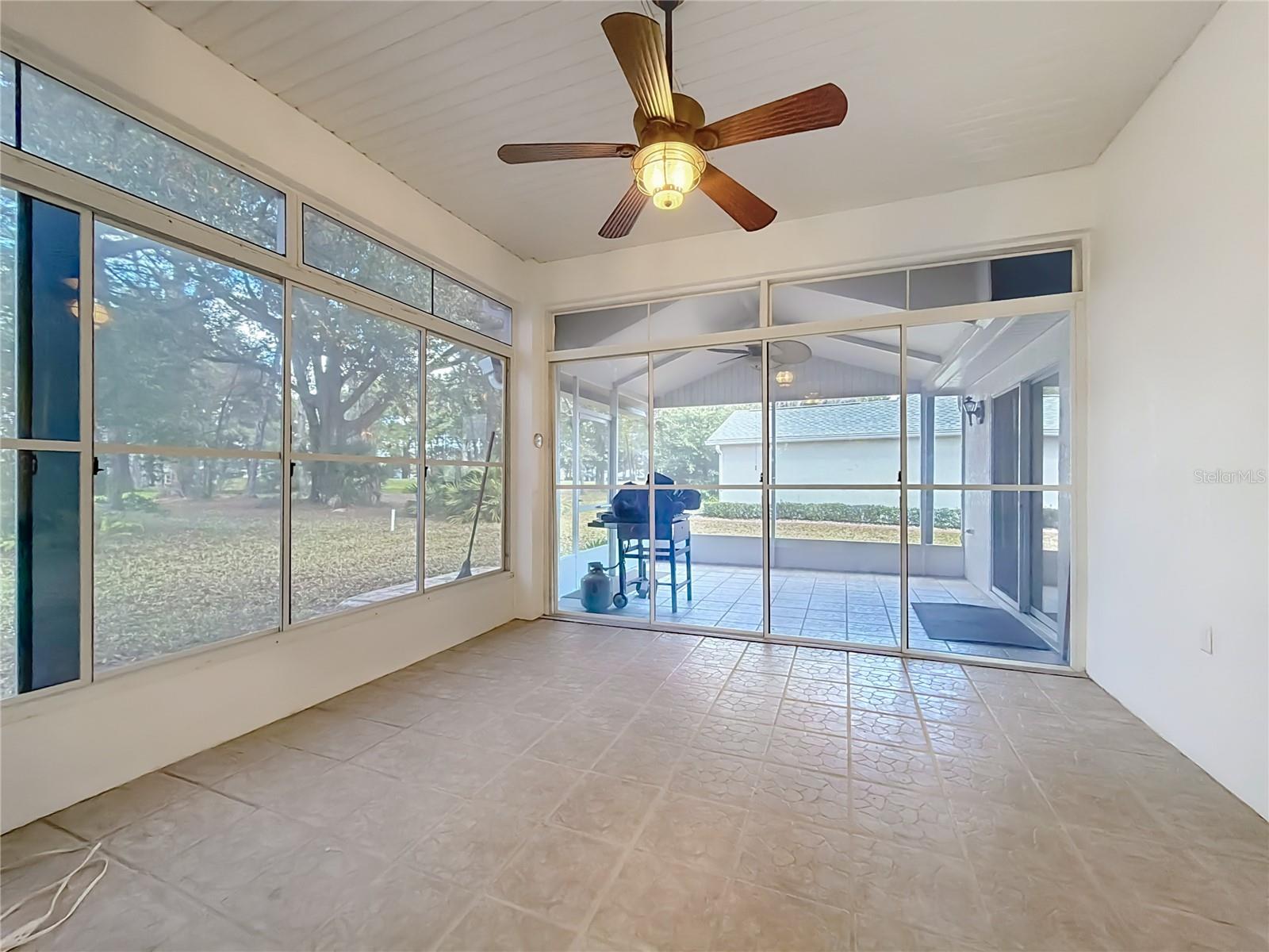 OAK RUN FAIRWAY OAKS - Residential