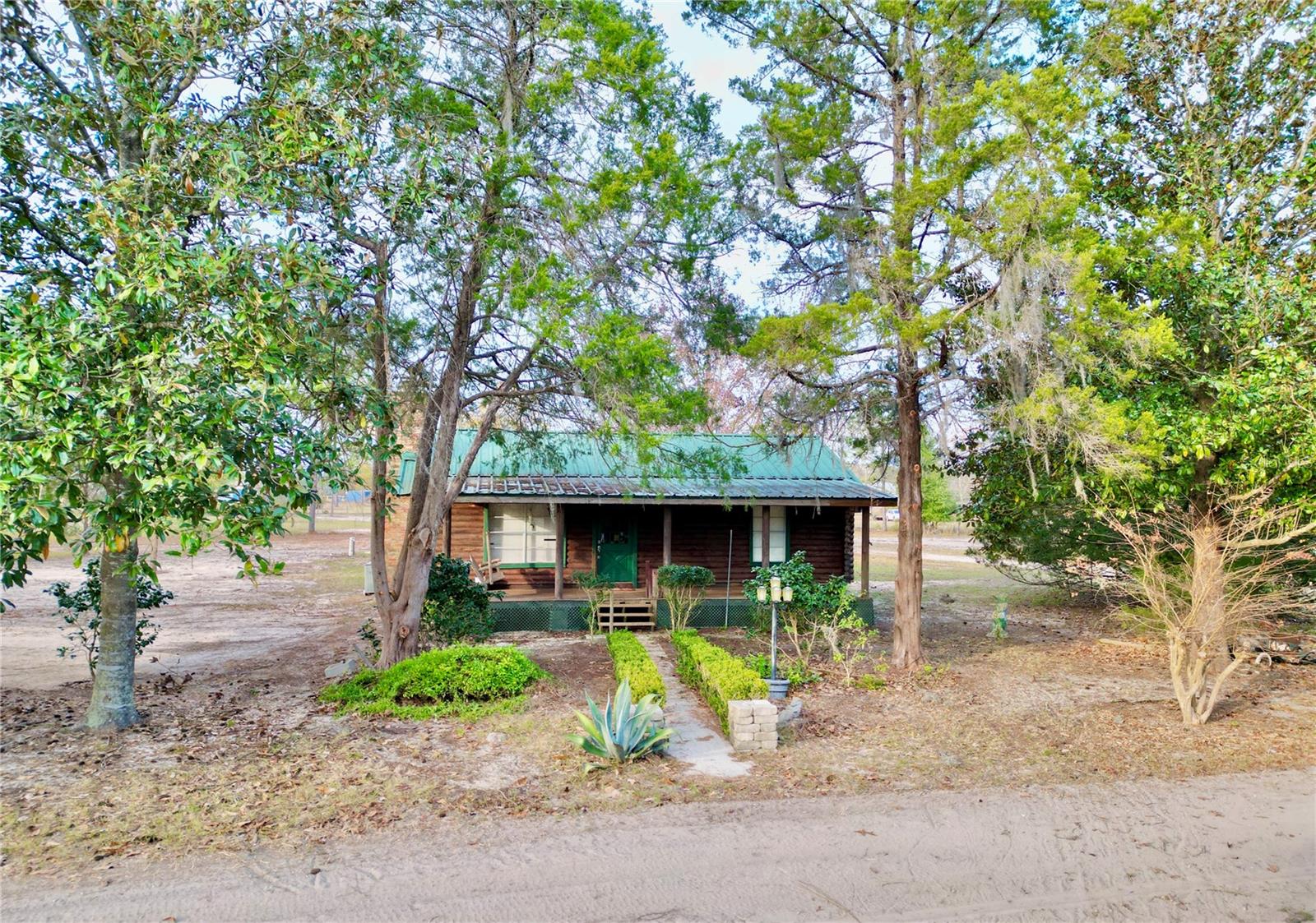 MELROSE LANDING - Residential