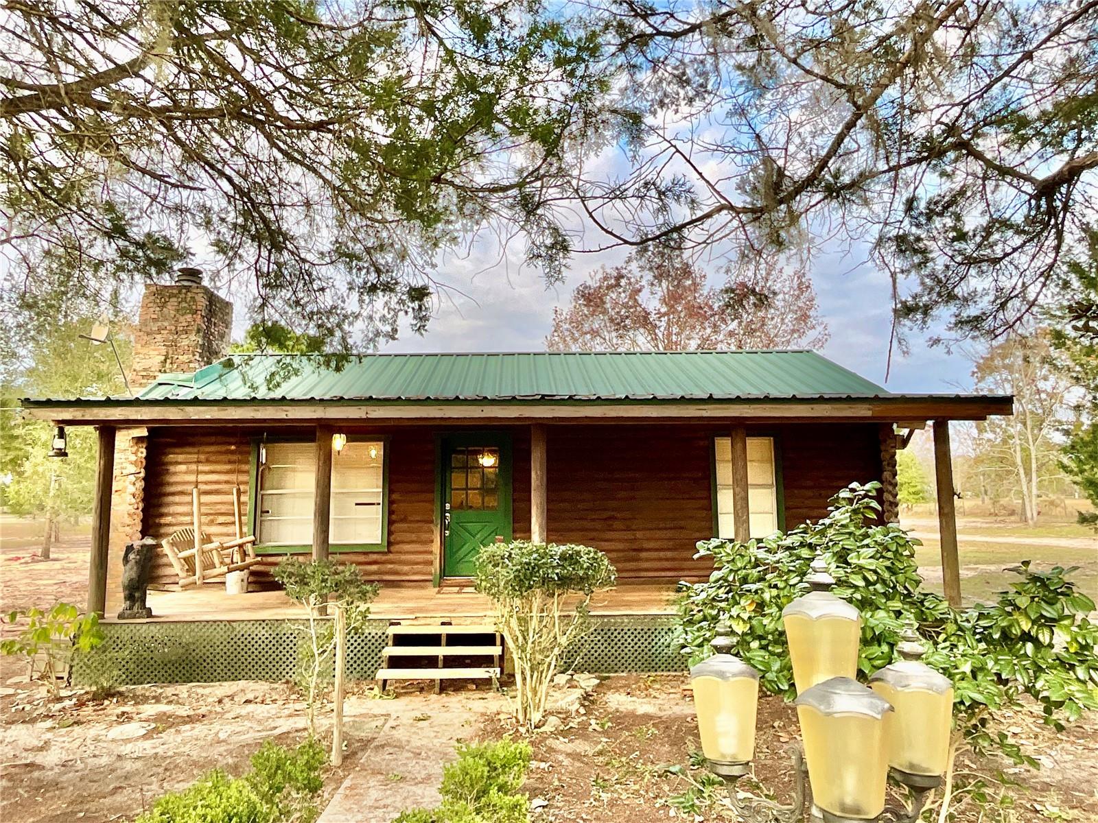 MELROSE LANDING - Residential