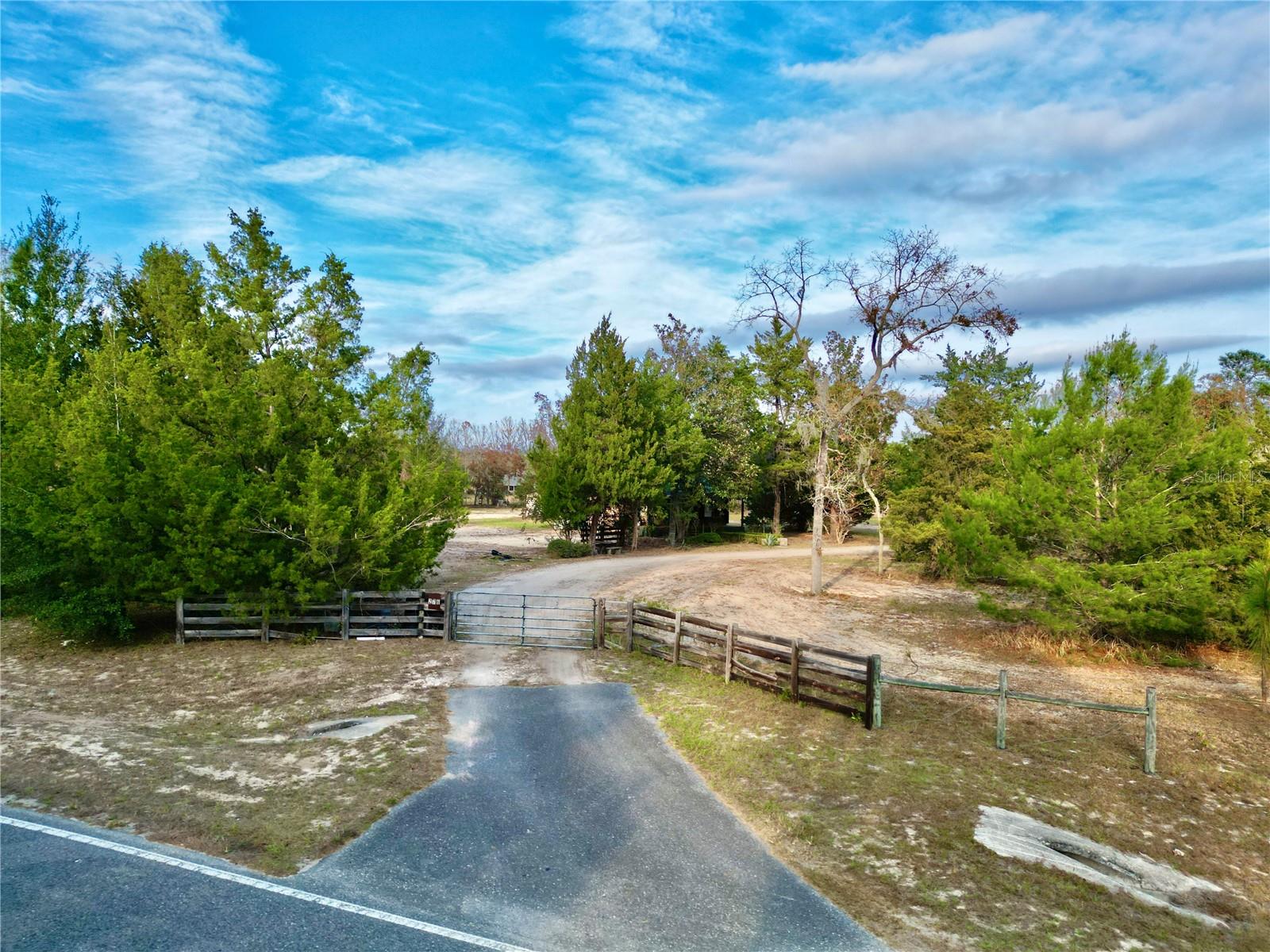 MELROSE LANDING - Residential