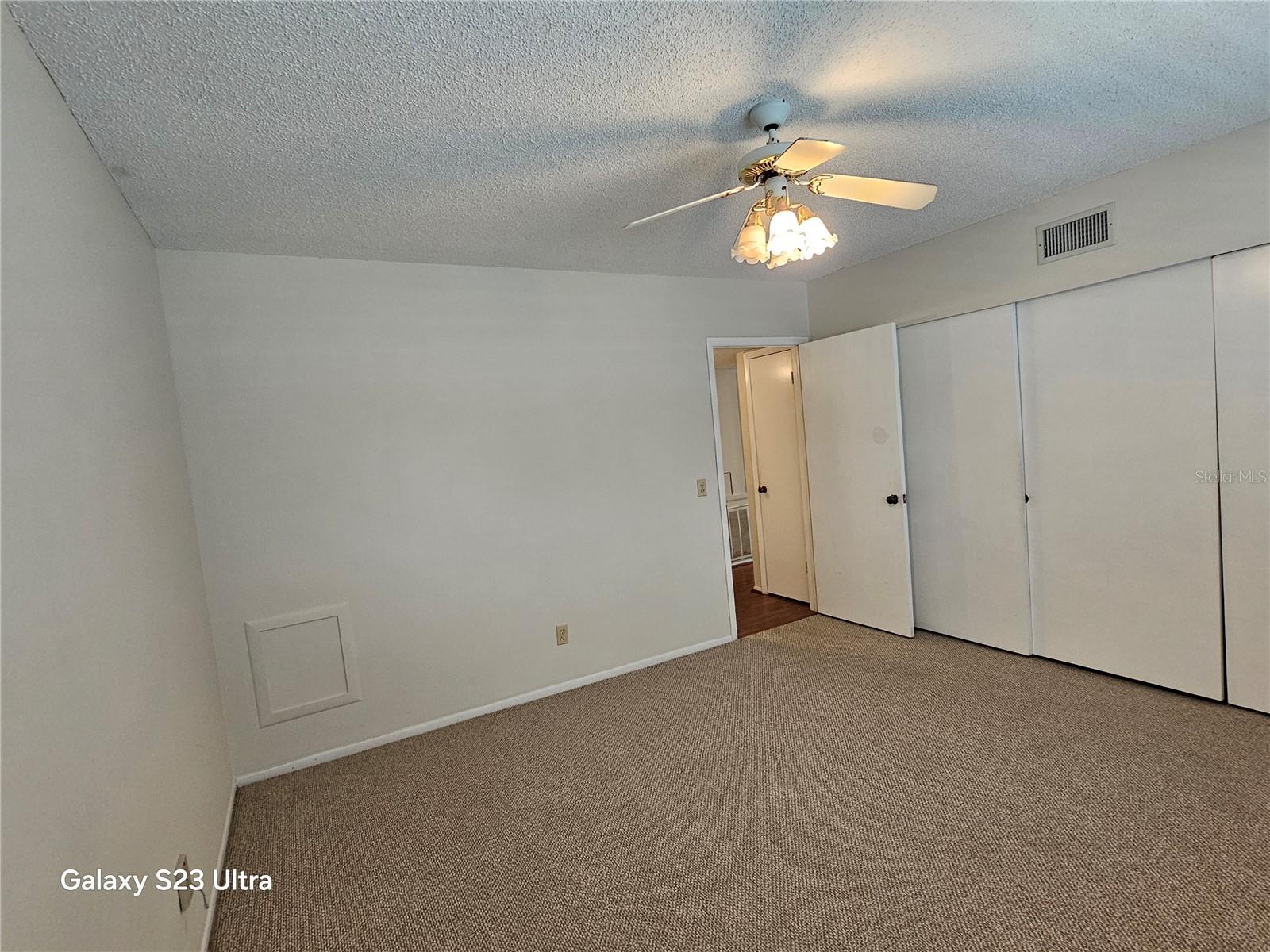 ON TOP OF THE WORLD - Residential Lease