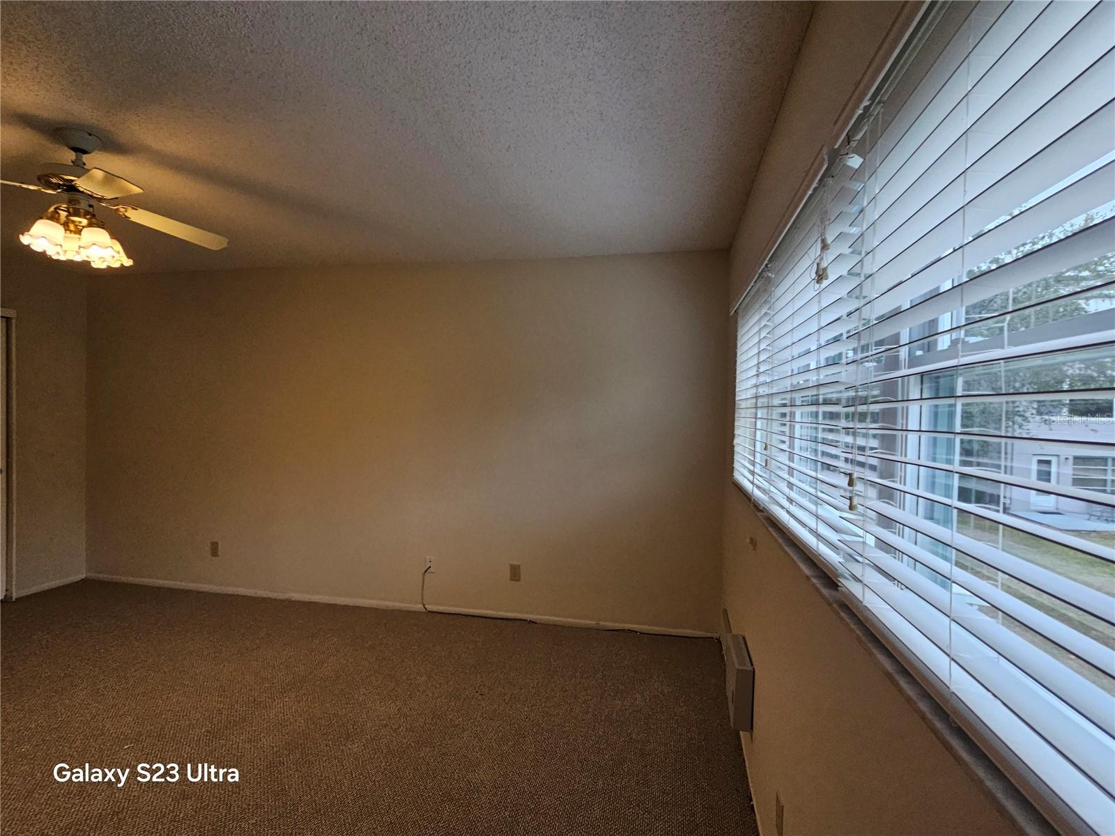 ON TOP OF THE WORLD - Residential Lease