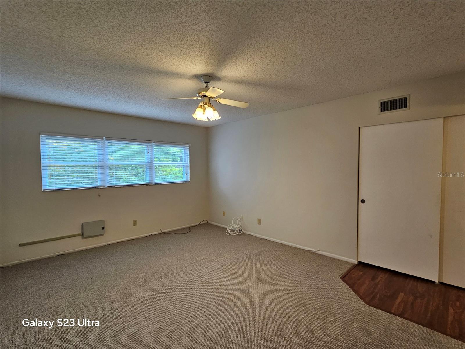 ON TOP OF THE WORLD - Residential Lease