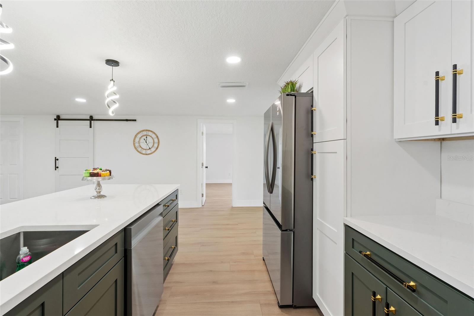 BAY PARK ESTATES - Residential