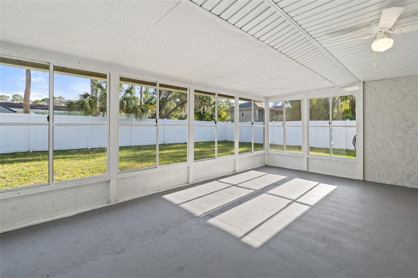 BAY PARK ESTATES - Residential