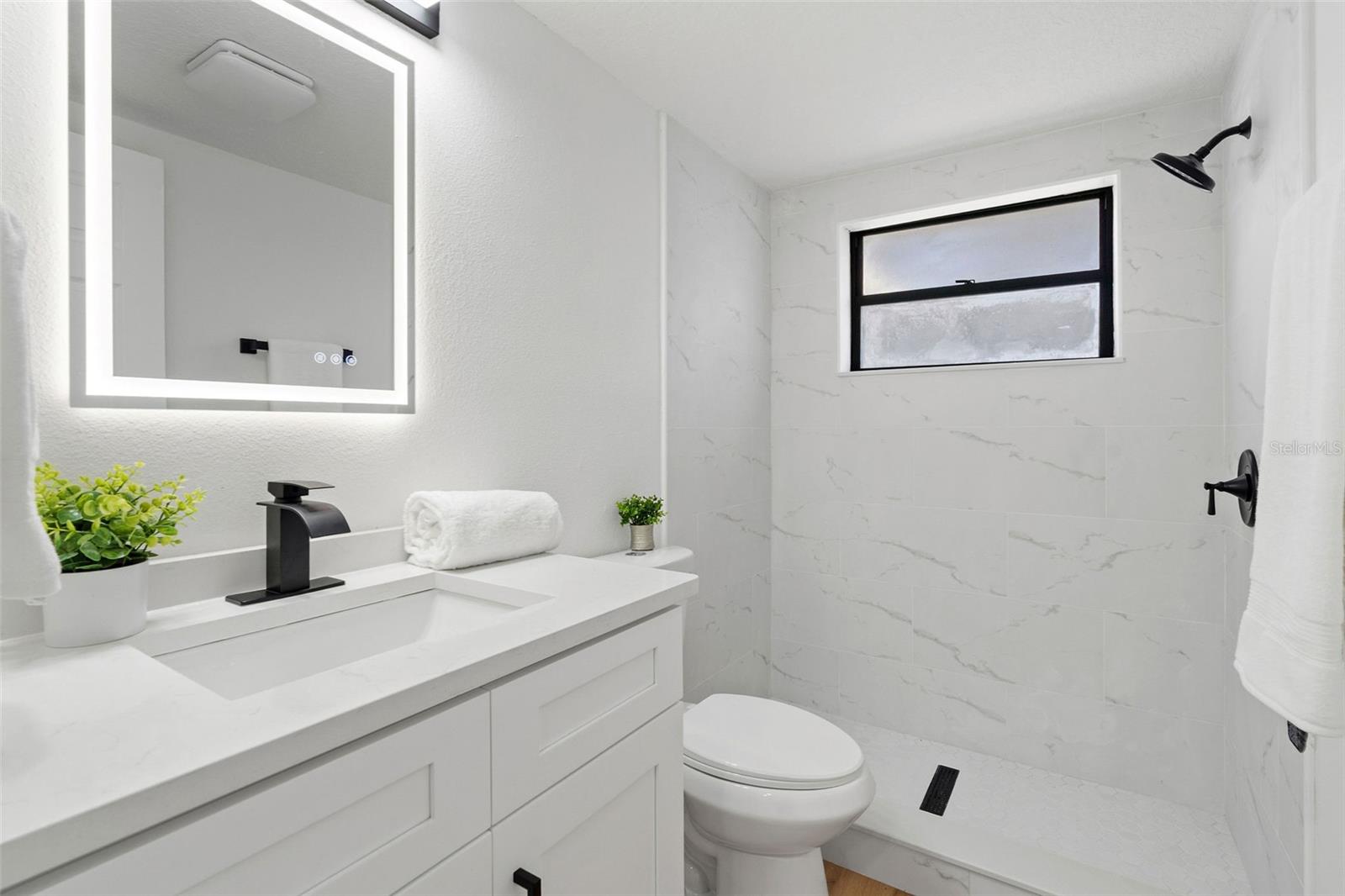 BAY PARK ESTATES - Residential