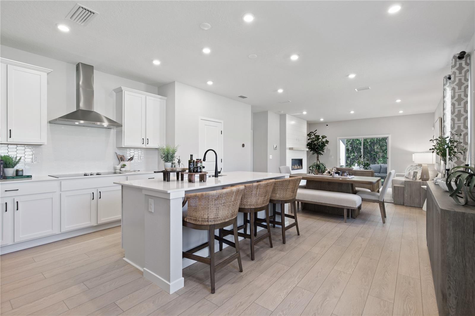 SEMINOLE PALMS PH 1 - Residential