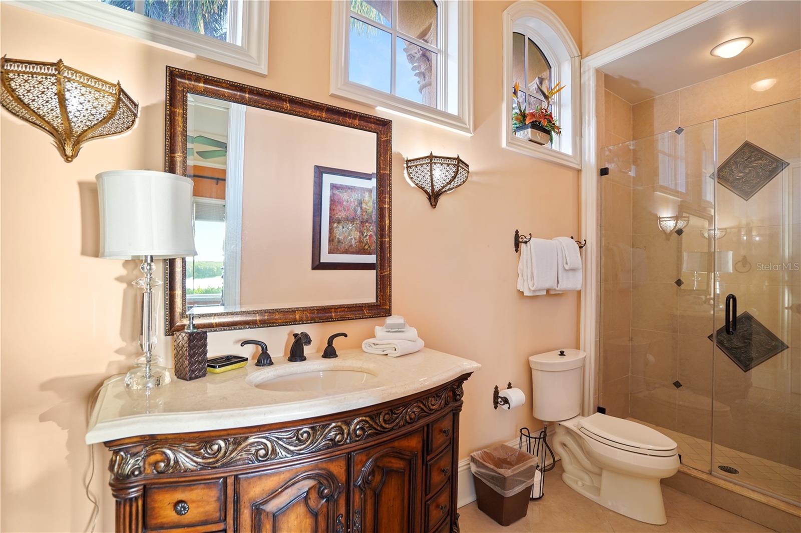 TIERRA VERDE - Residential