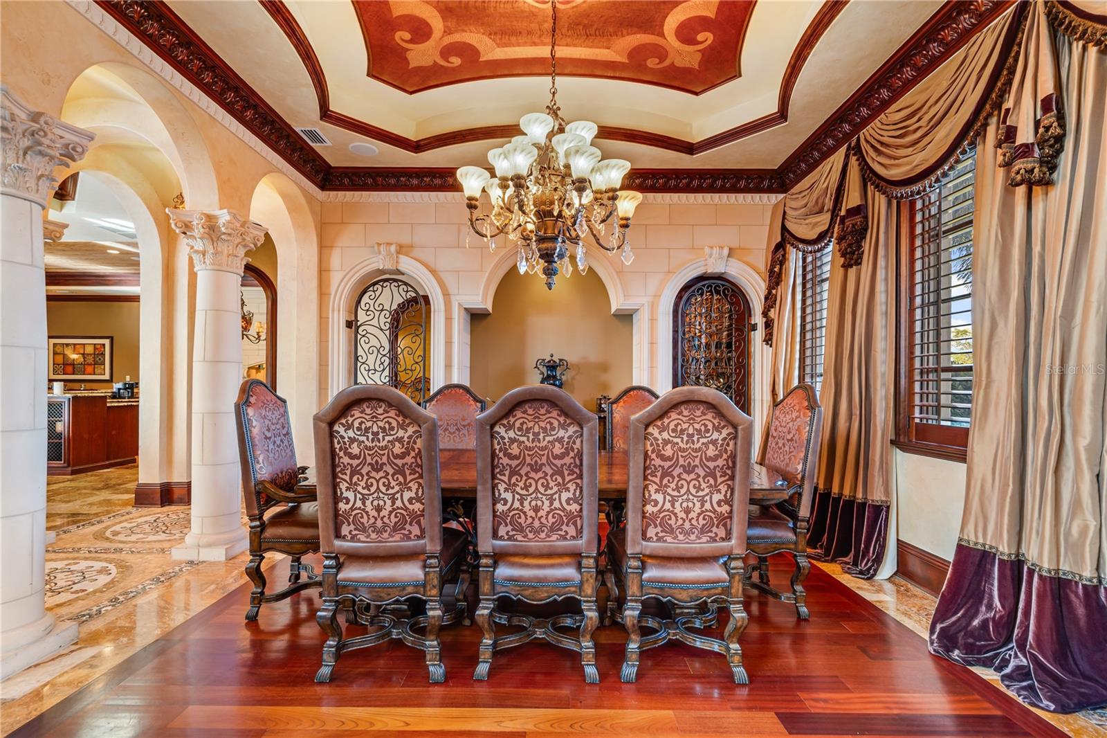 TIERRA VERDE - Residential