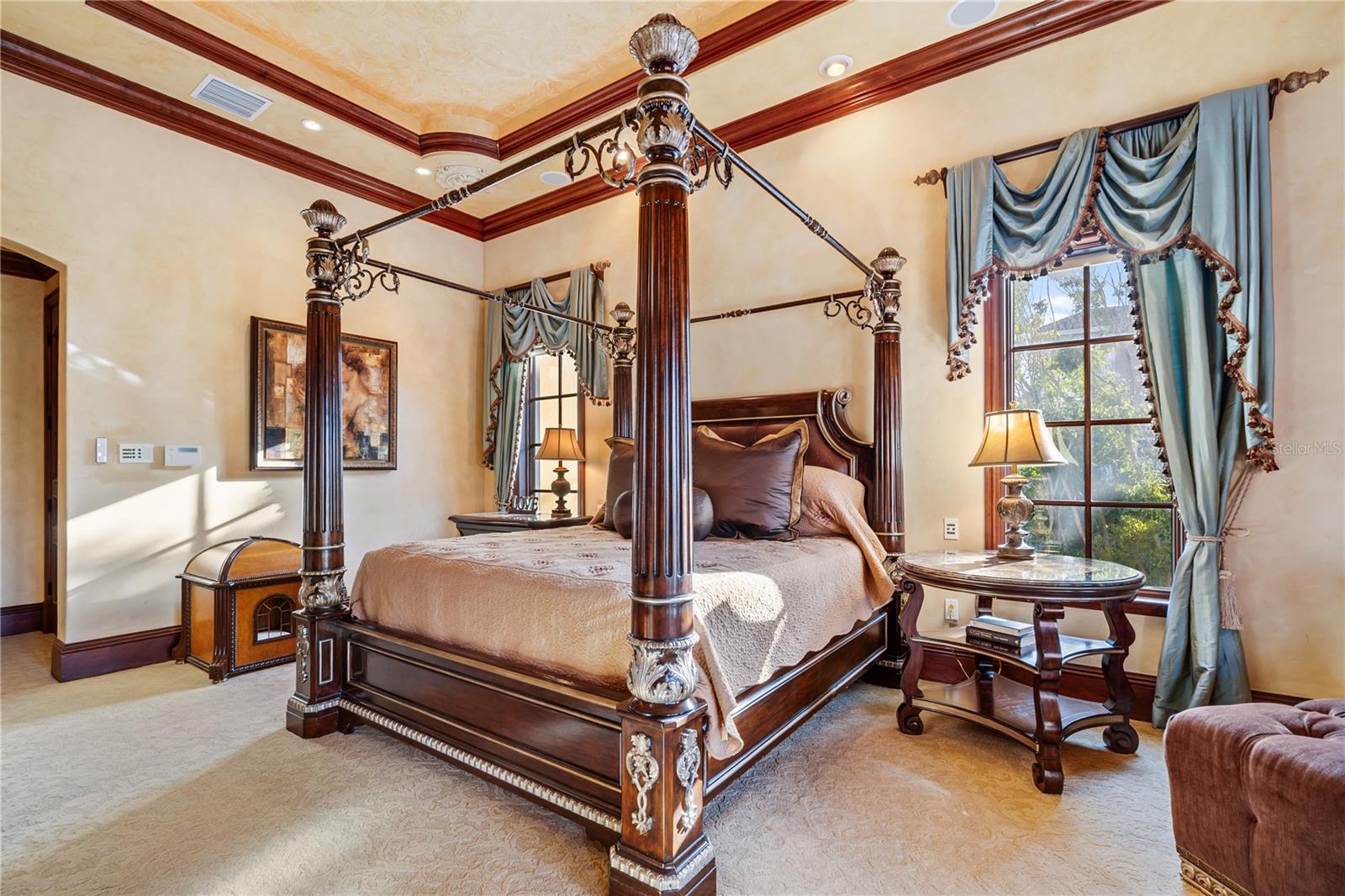 TIERRA VERDE - Residential