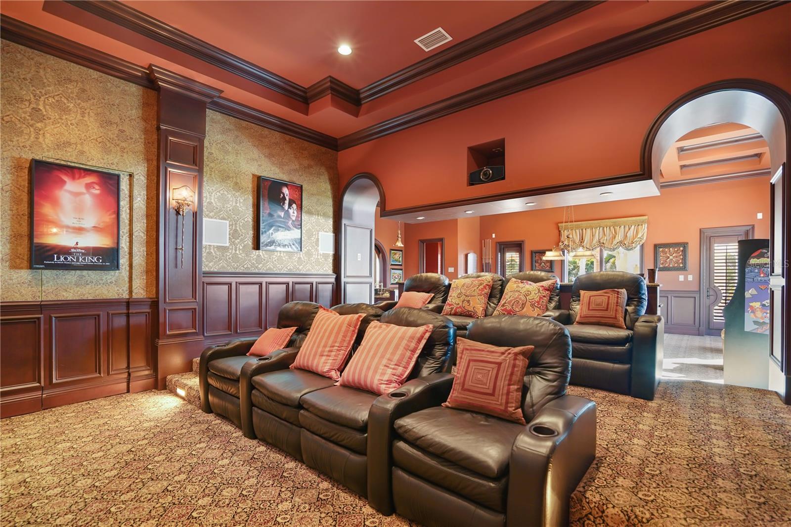 TIERRA VERDE - Residential