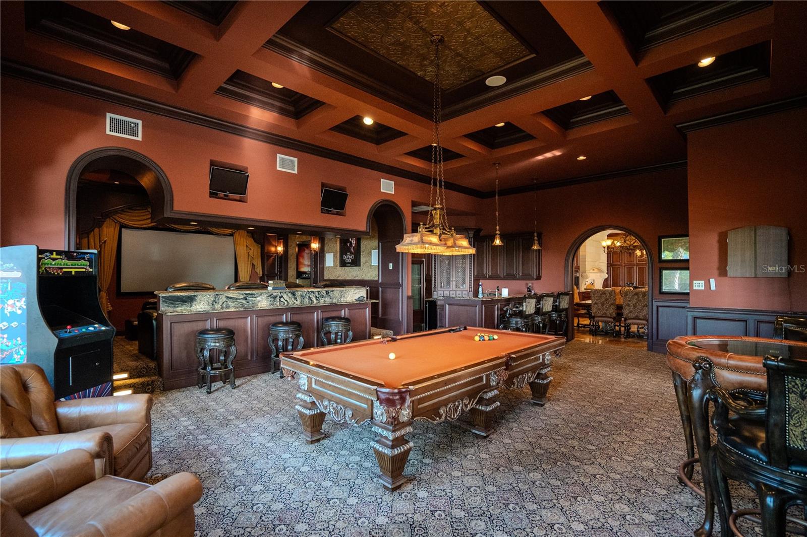 TIERRA VERDE - Residential