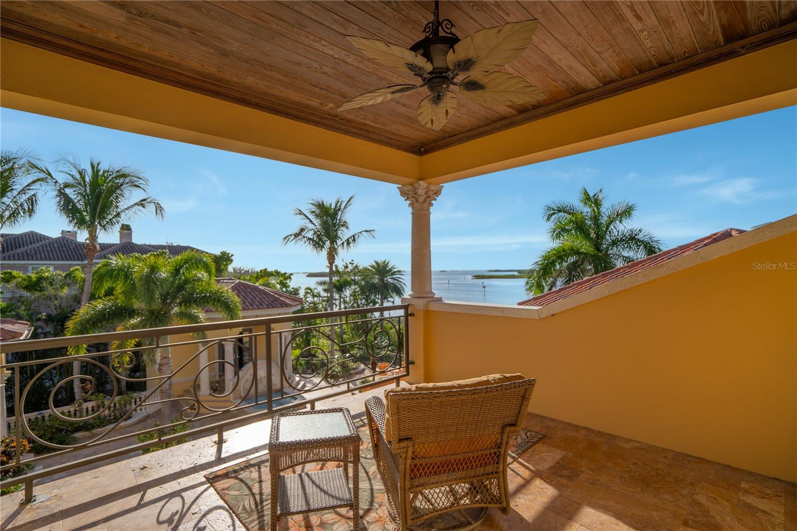 TIERRA VERDE - Residential